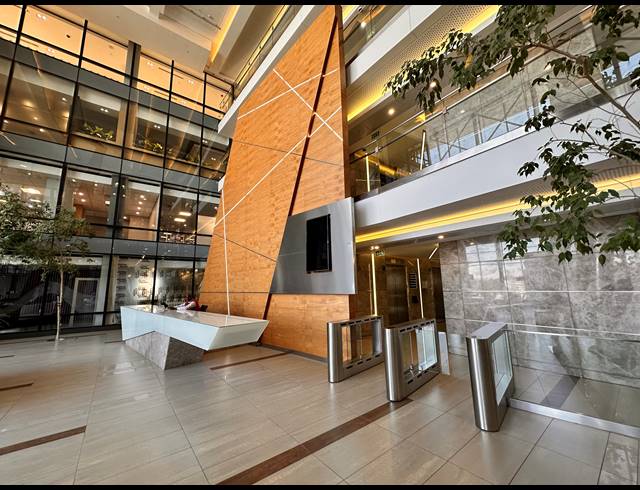 978M² OFFICE TO LET IN ROSEBANK